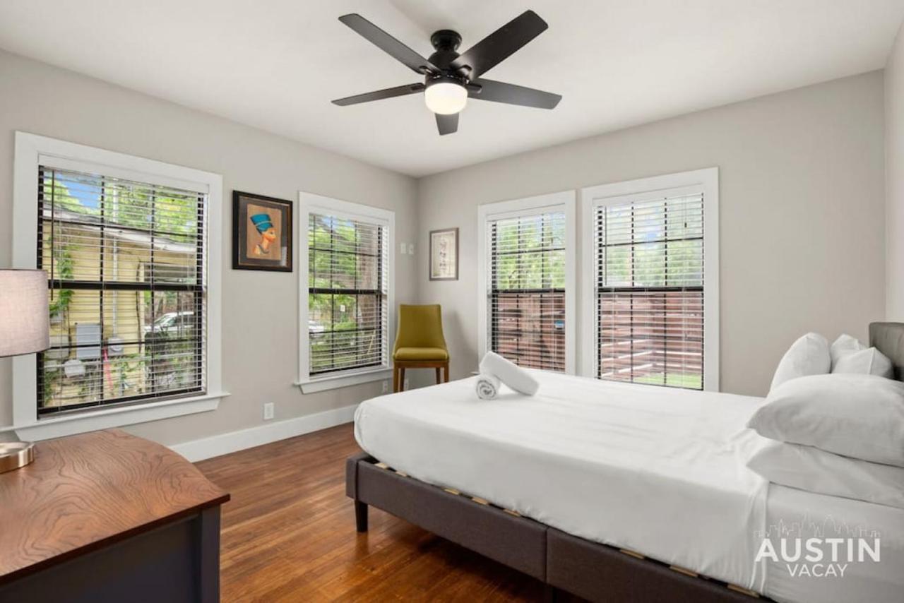 Gorgeous In Heart Of Zilker With Full Kitchen Holiday home Austin