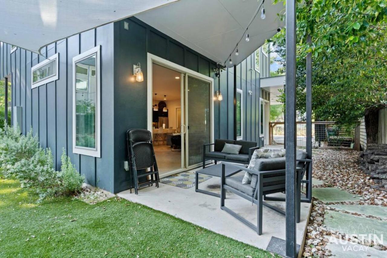 Picture-perfect Trendy Vibes Minutes From Rainey Austin