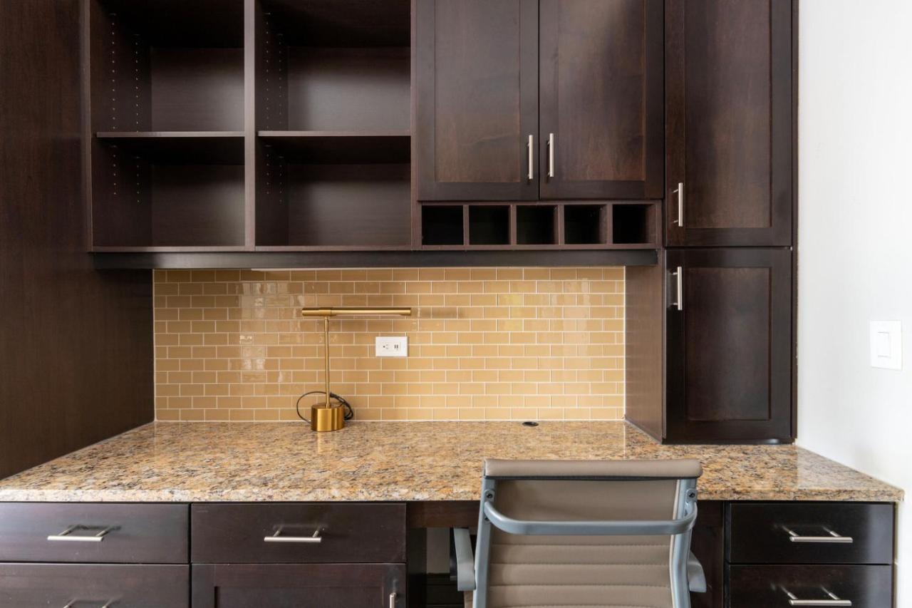 Domain 1br W Gym Pool Wd Nr Restaurants Atx-184 * Austin