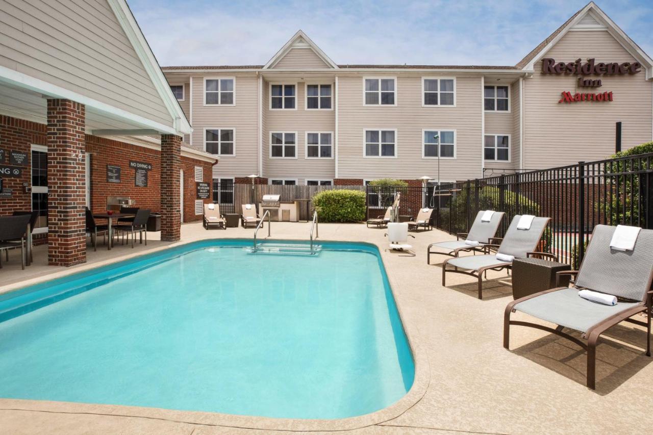 Hotel South