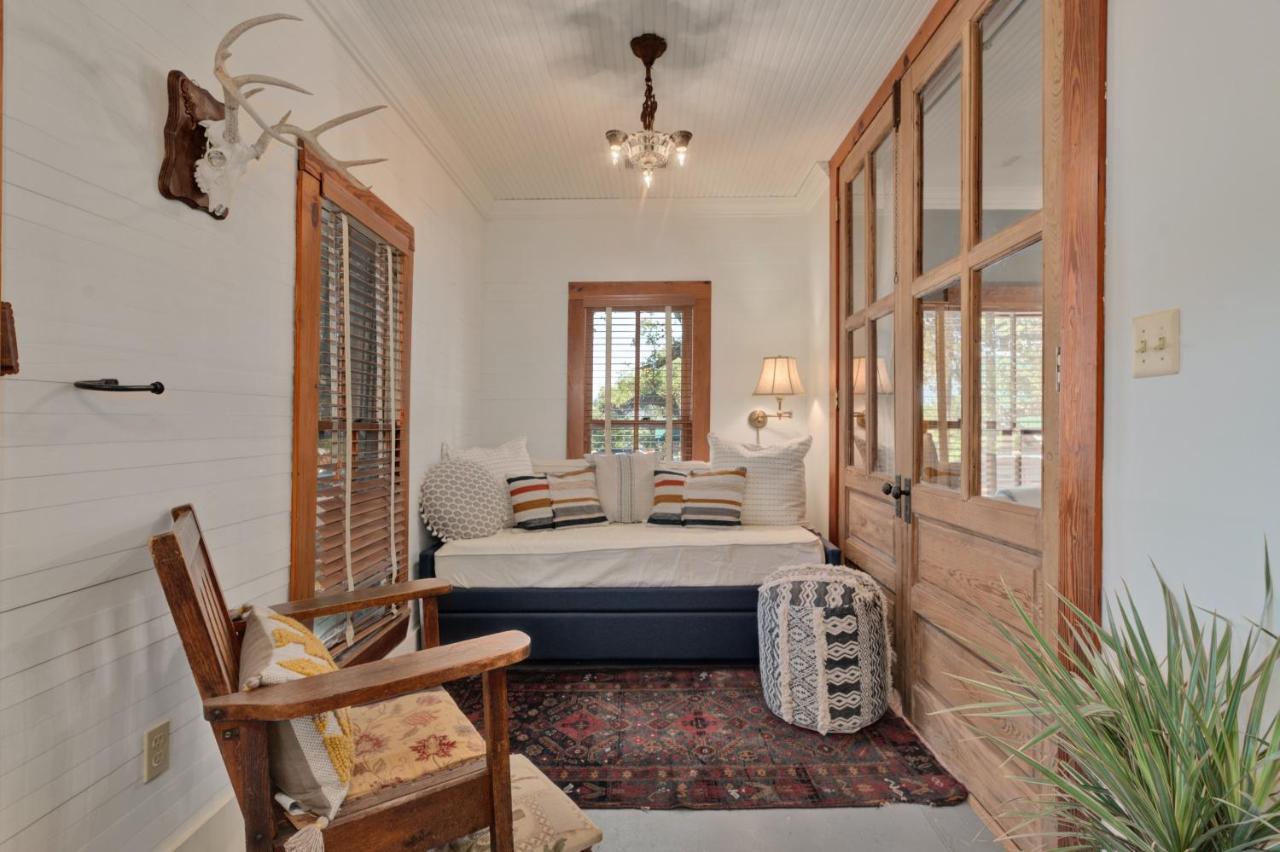 Holiday home The Stanley Historic With Pool, Bbq Austin