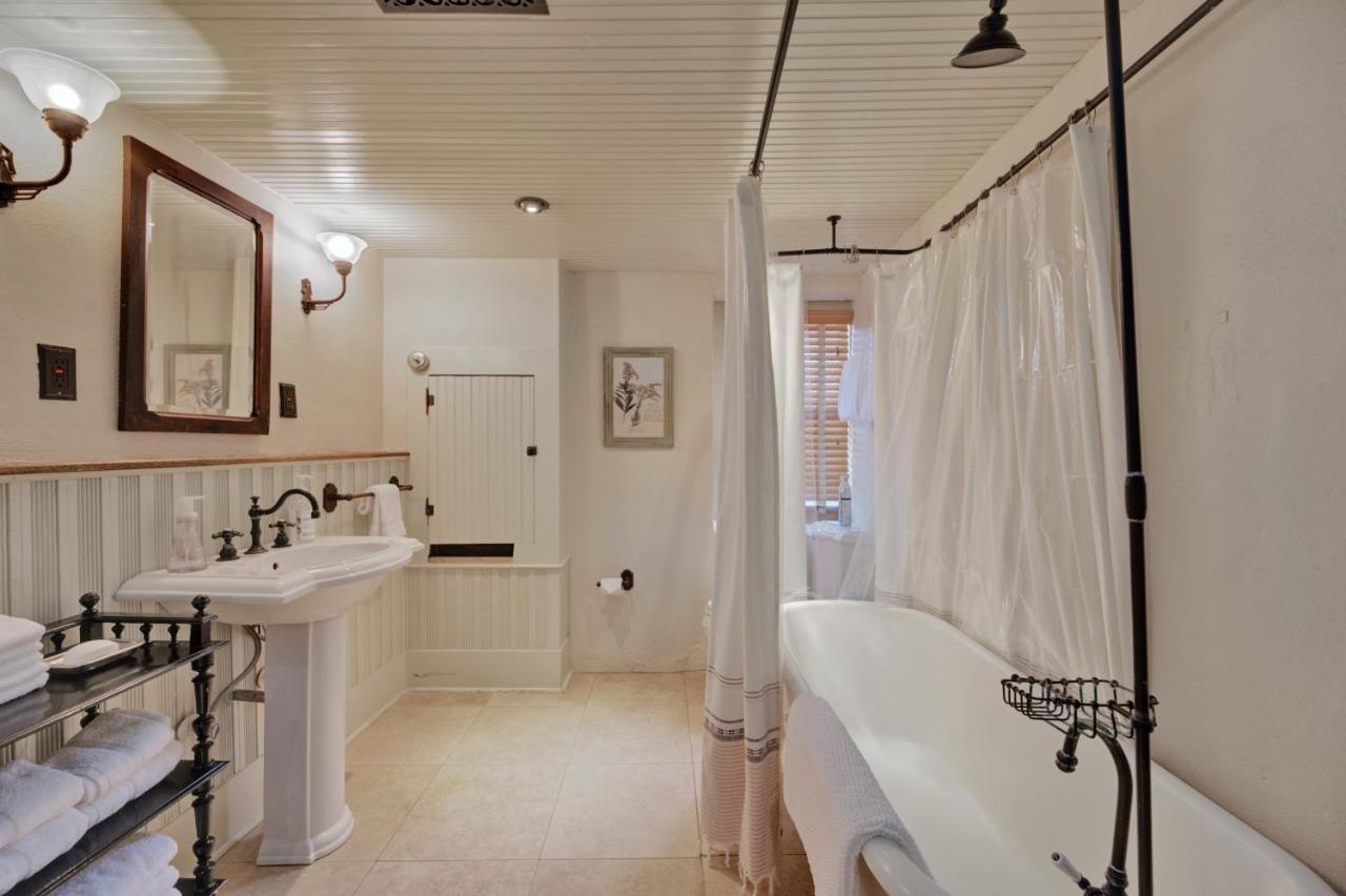 Holiday home The Stanley Historic With Pool, Bbq Austin