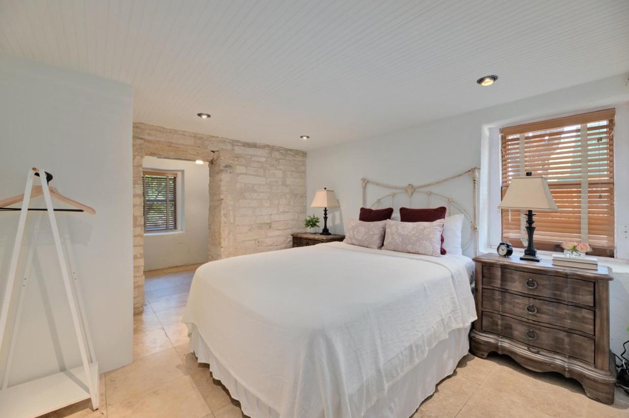The Stanley Historic With Pool, Bbq Holiday home