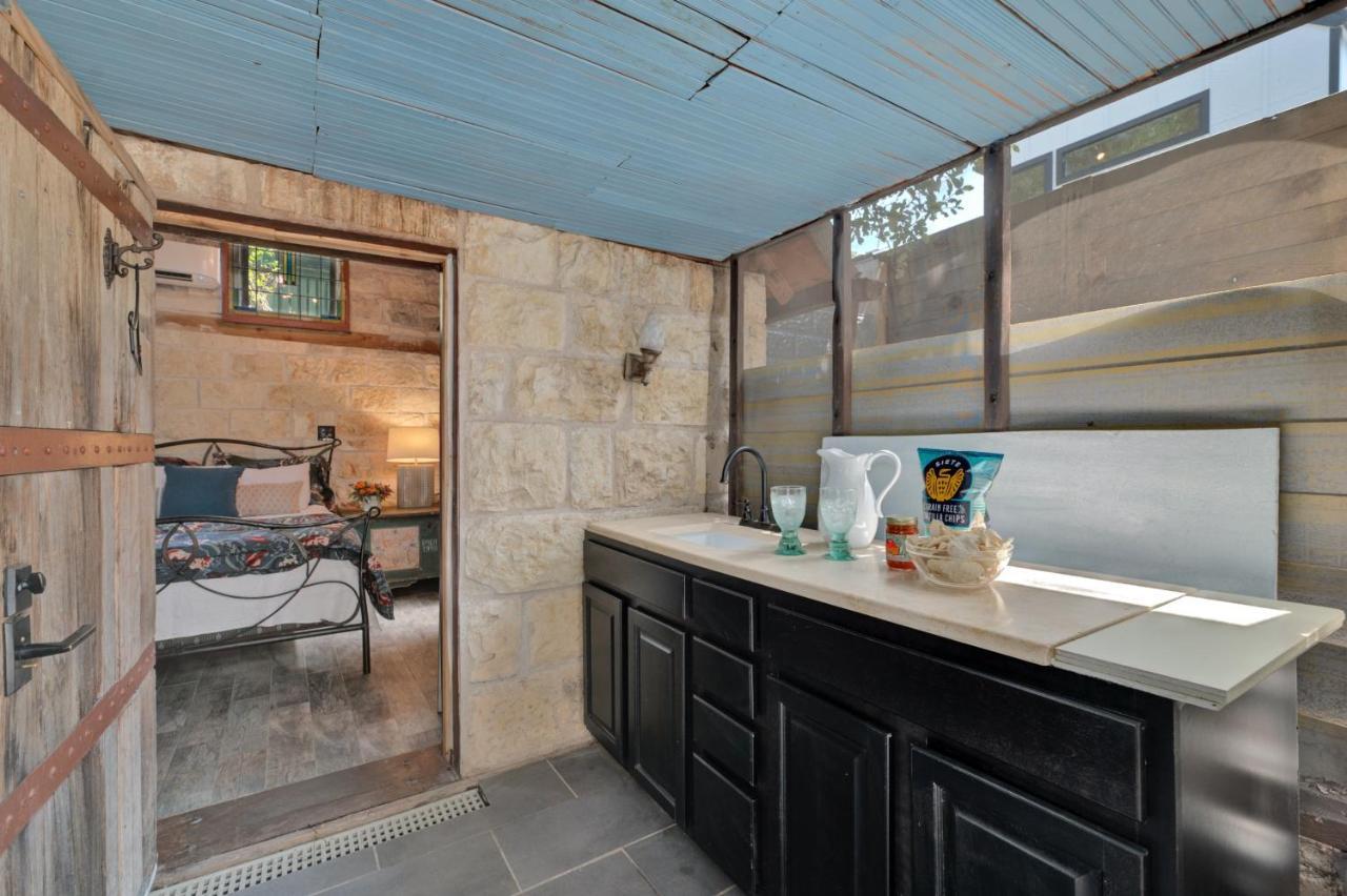 The Stanley Historic With Pool, Bbq Holiday home