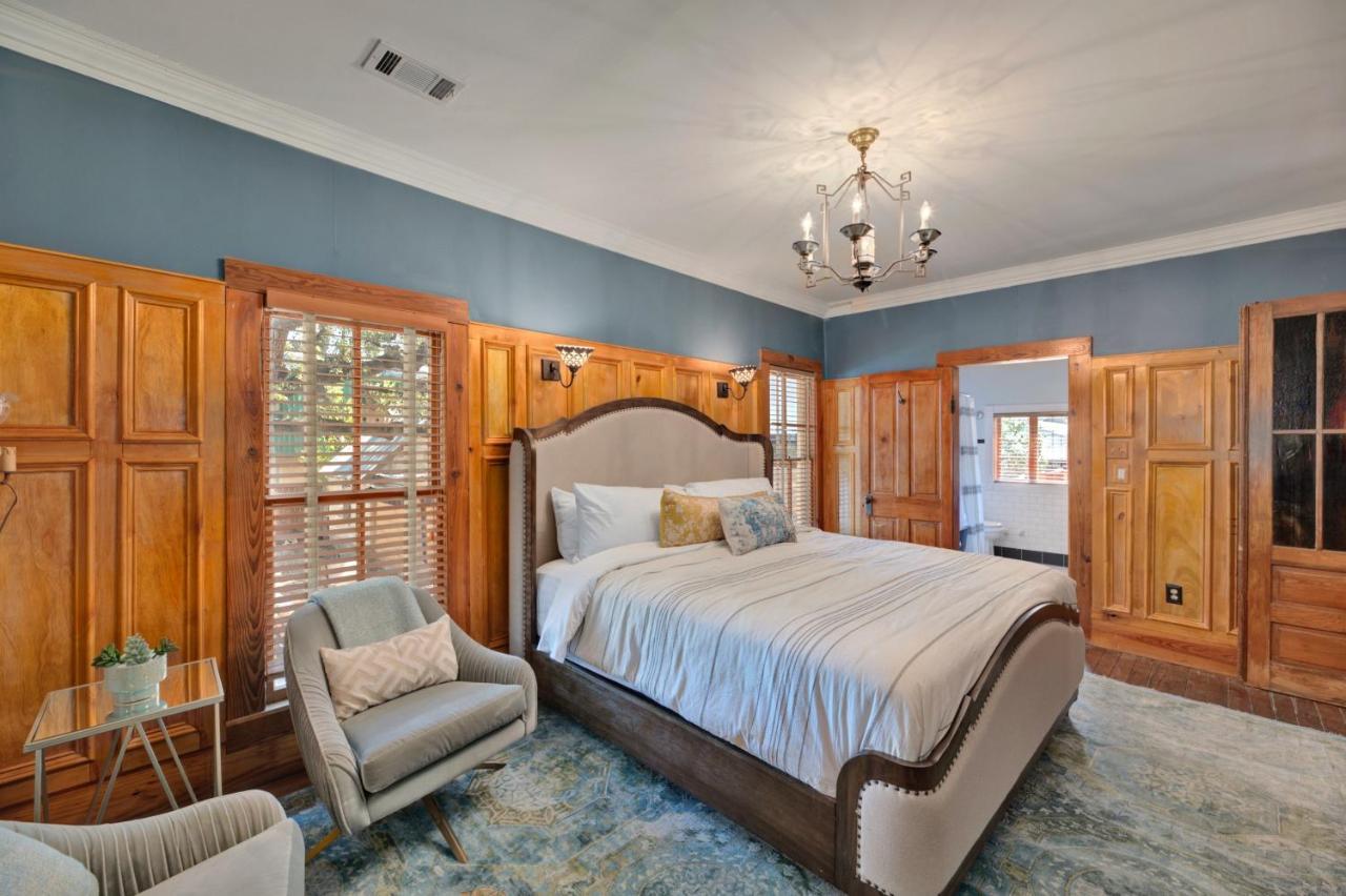 The Stanley Historic With Pool, Bbq Holiday home Austin