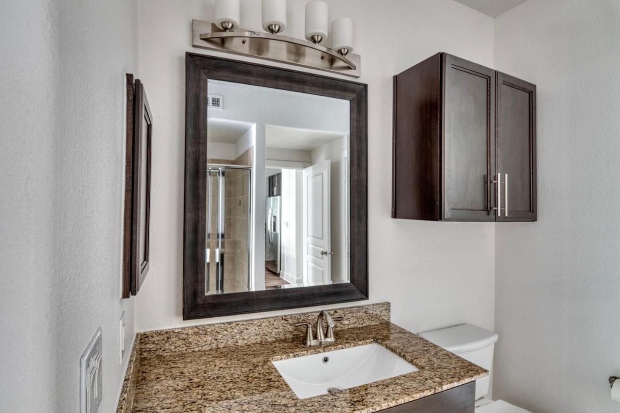 Arboretum 1br W Gym Pool Wd Nr Restaurants Atx-177 *