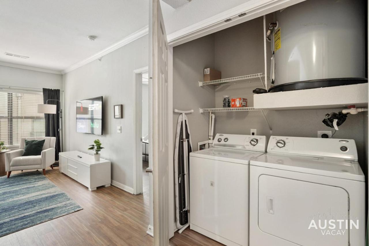 King Beds And Memory Foam Sleeper In Vibrant Atx