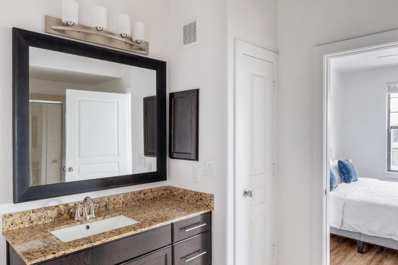 Arboretum 1br W Gym Pool Wd Nr Restaurants Atx-190 * Austin