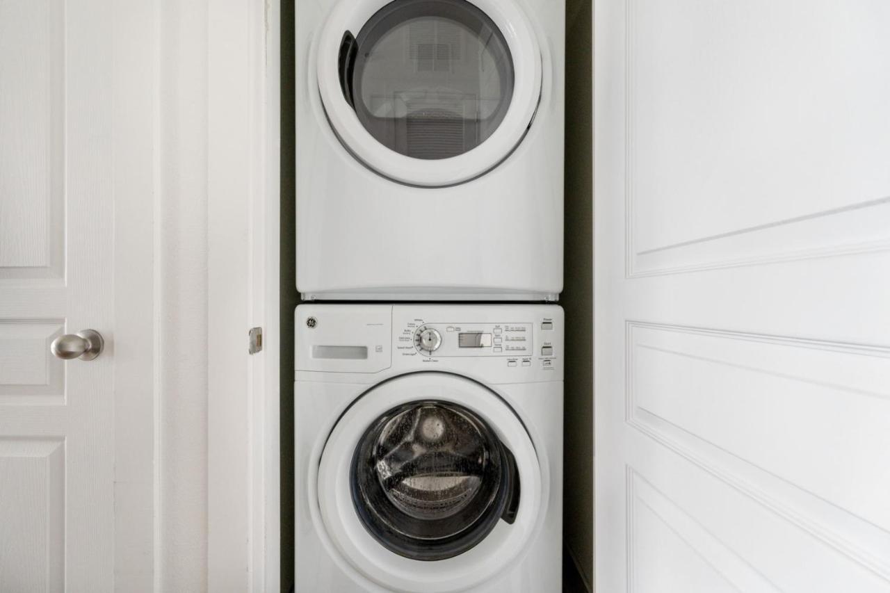 Arboretum 1br W Gym Pool Wd Nr Restaurants Atx-190 * Austin