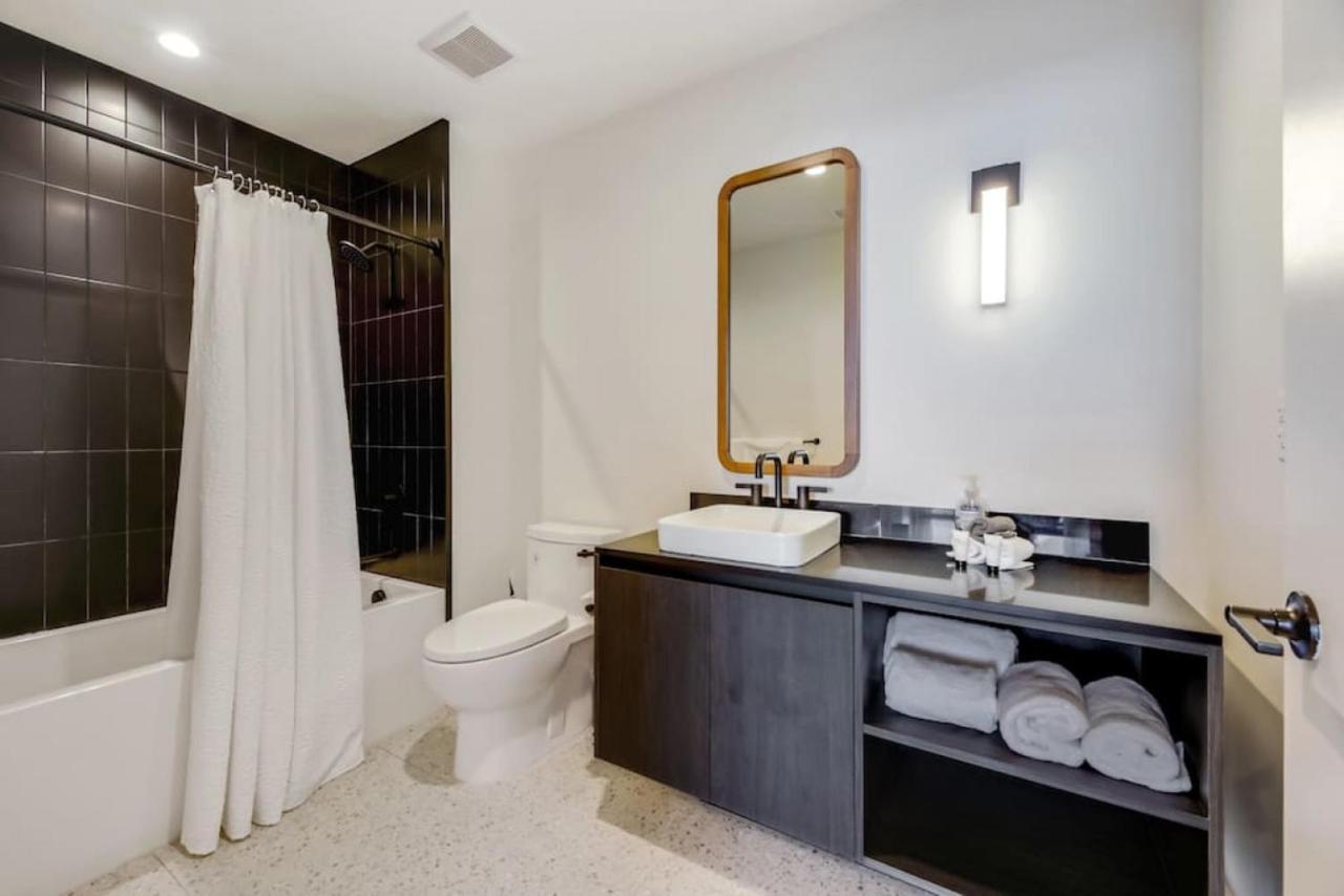 Holiday home 21st Fl 2bd Condo-rainey St-best Views