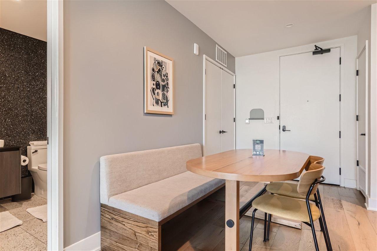 Modern Downtown - Rooftop Pool - Amenities Holiday home