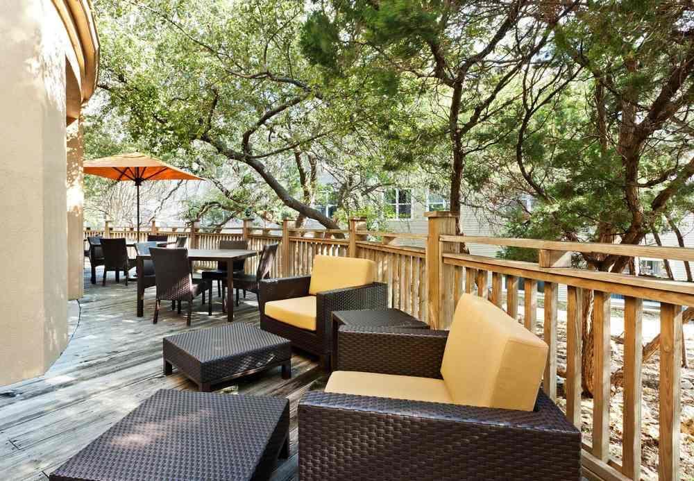 Courtyard By Marriott The Domain Area Hotel Austin