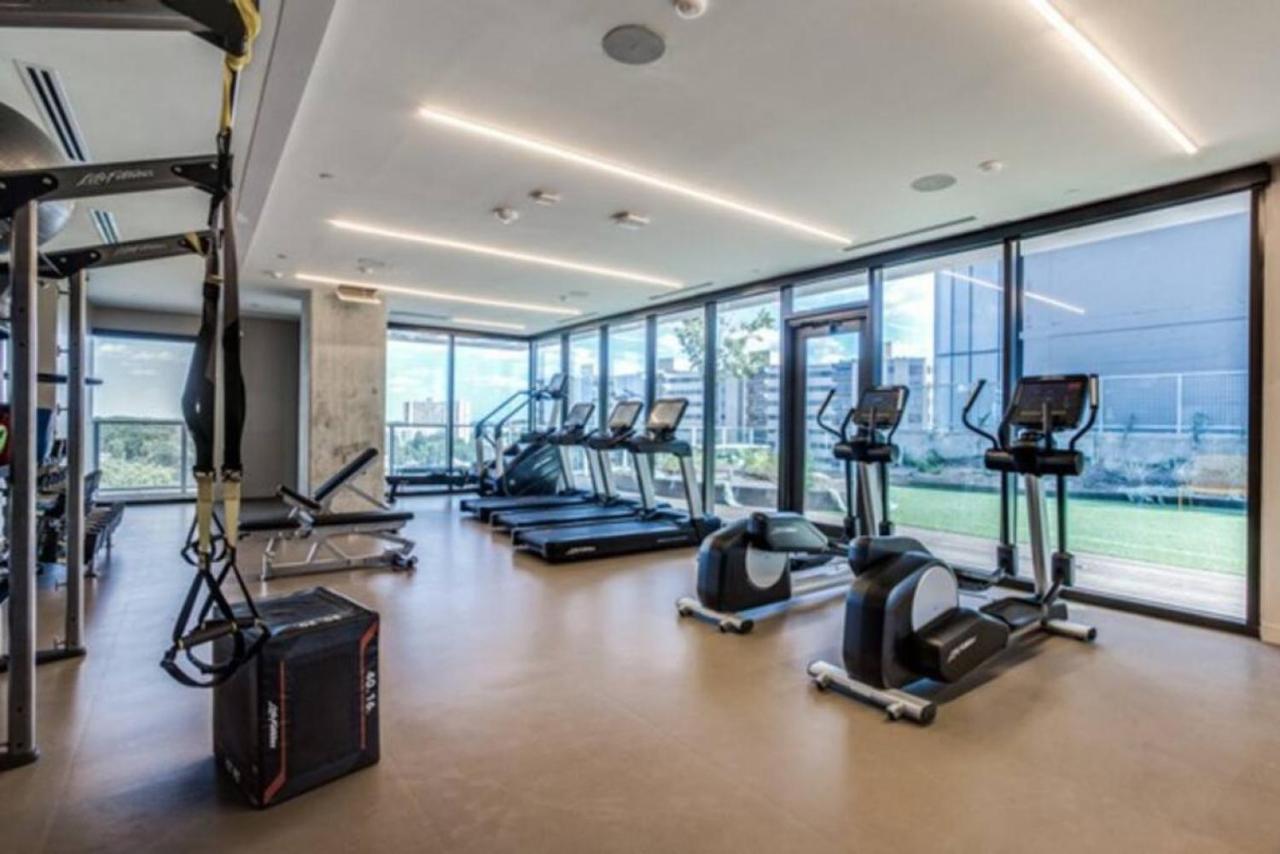 Apartment 2 Bedroom Lux Panoramic View - Rainey Austin