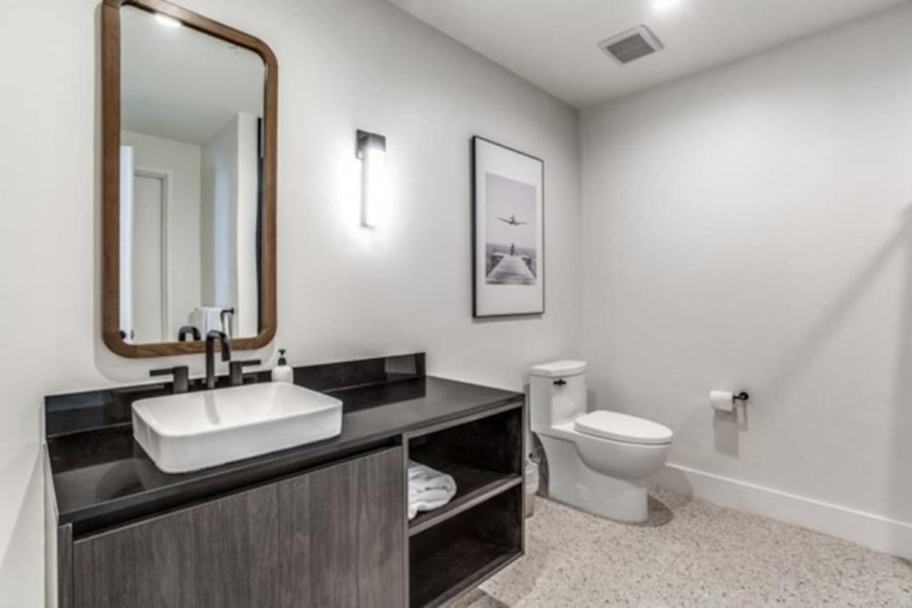 2 Bedroom Lux Panoramic View - Rainey