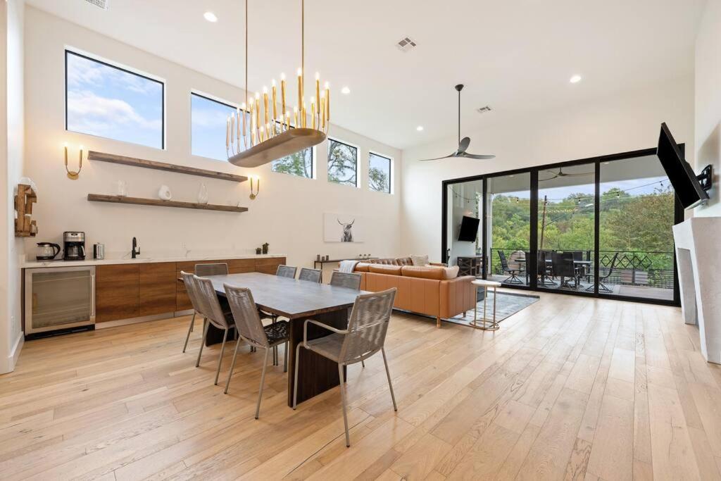 Holiday home Contemporary W/ Pool And Austin