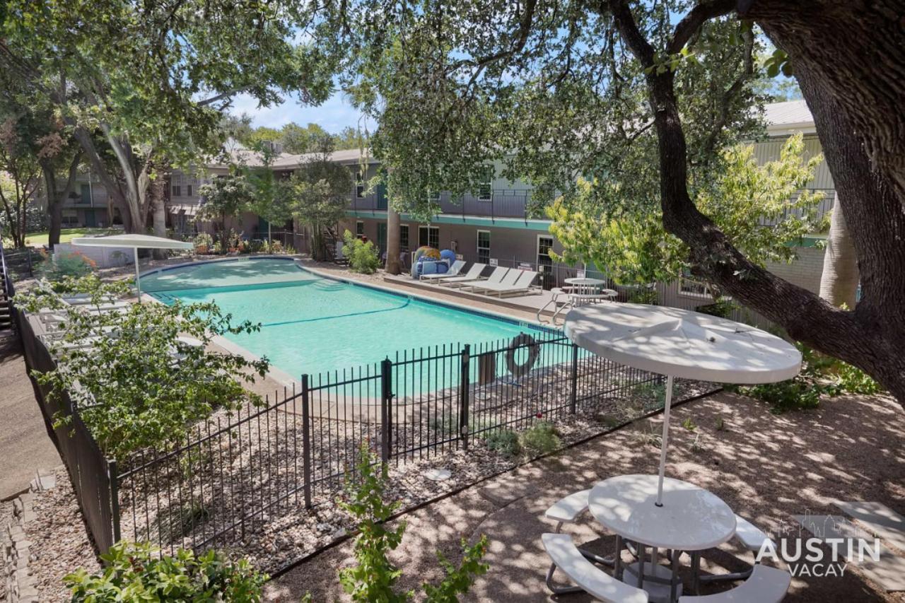 Long Term Luxury In Prime Location And Swimming Pool *