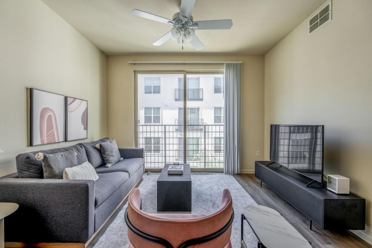 Domain 1br W Pool Wd Gym Nr Nightlife Atx-203 *