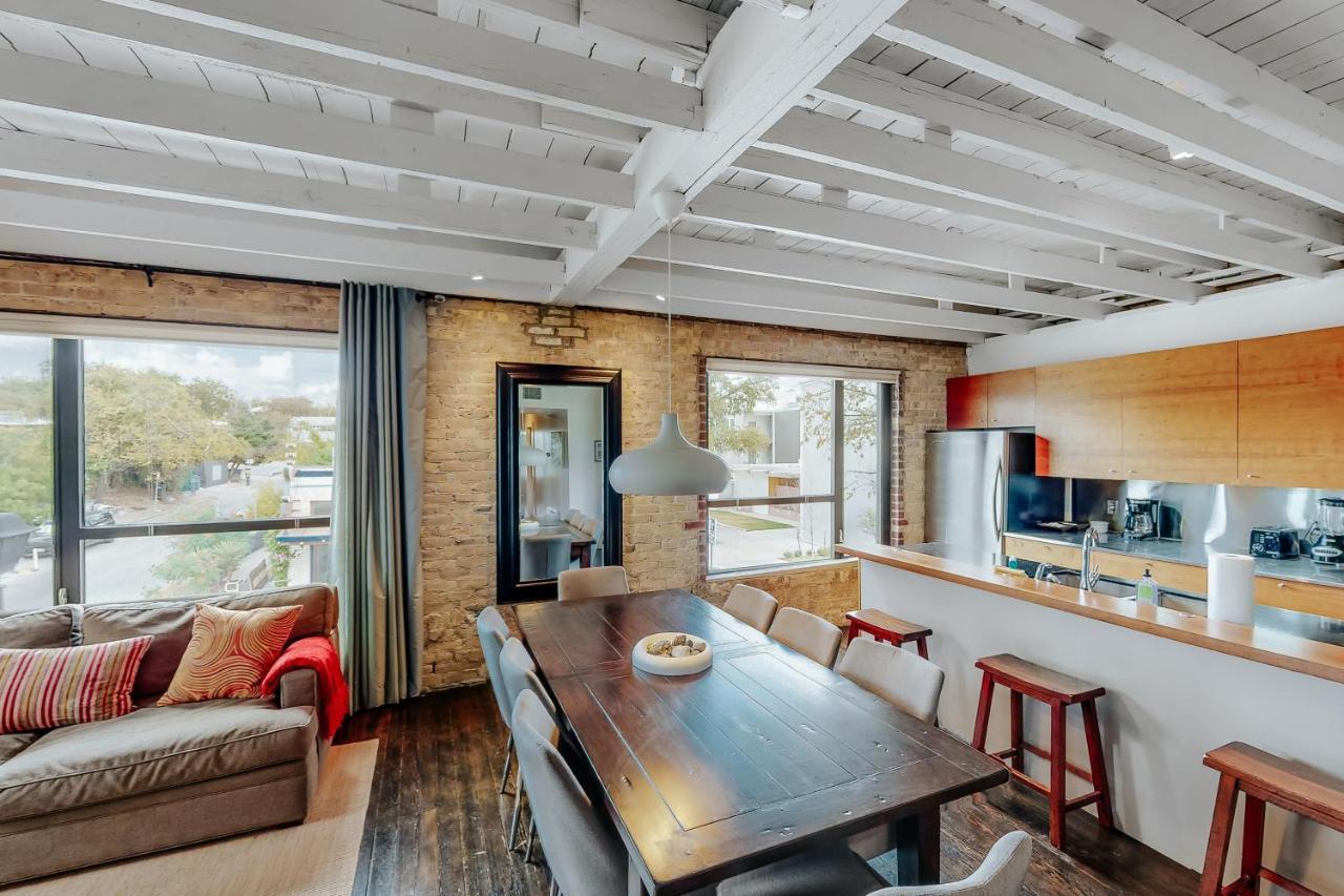 East 6th Historic Loft Austin