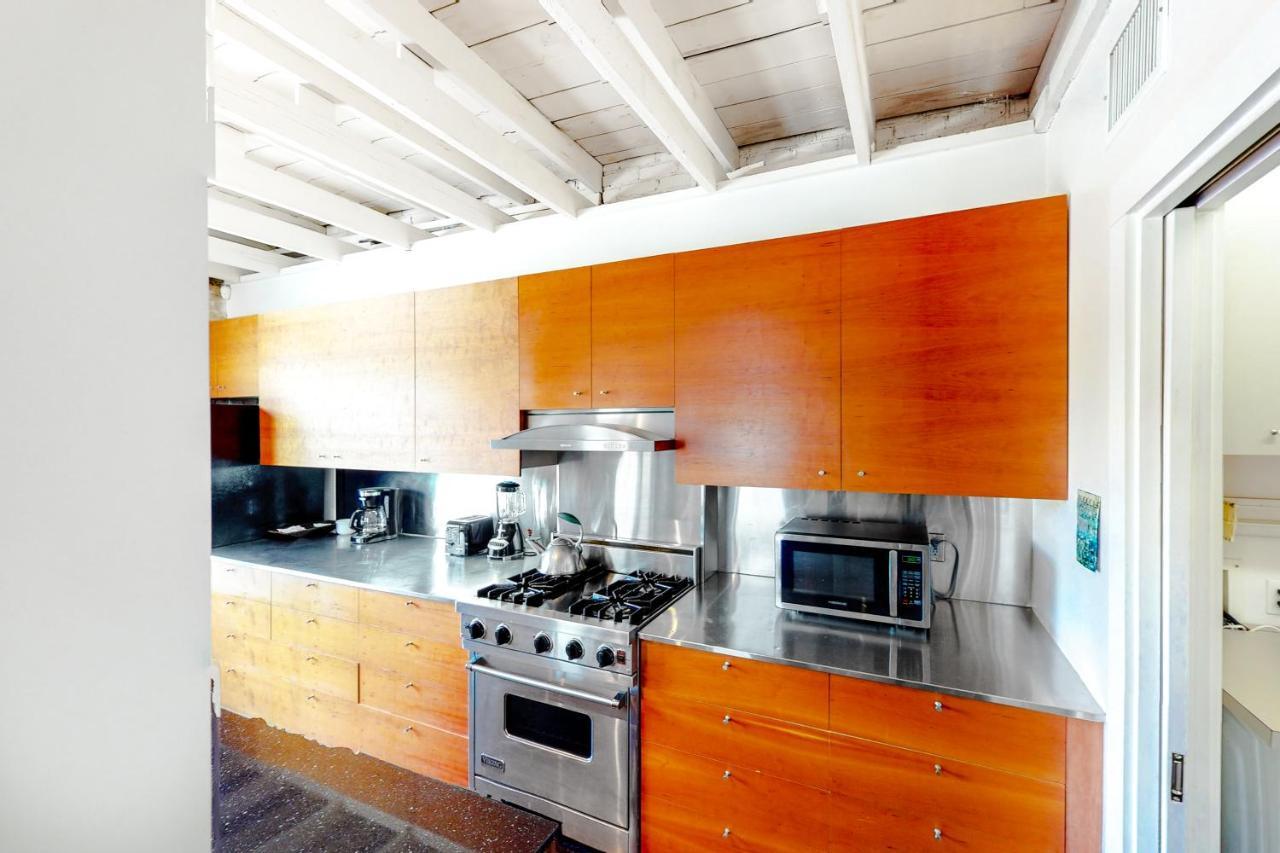 East 6th Historic Loft Apartment