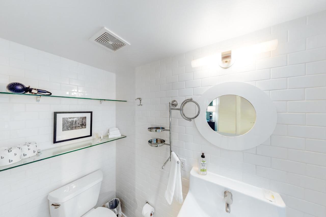 East 6th Historic Loft Apartment *