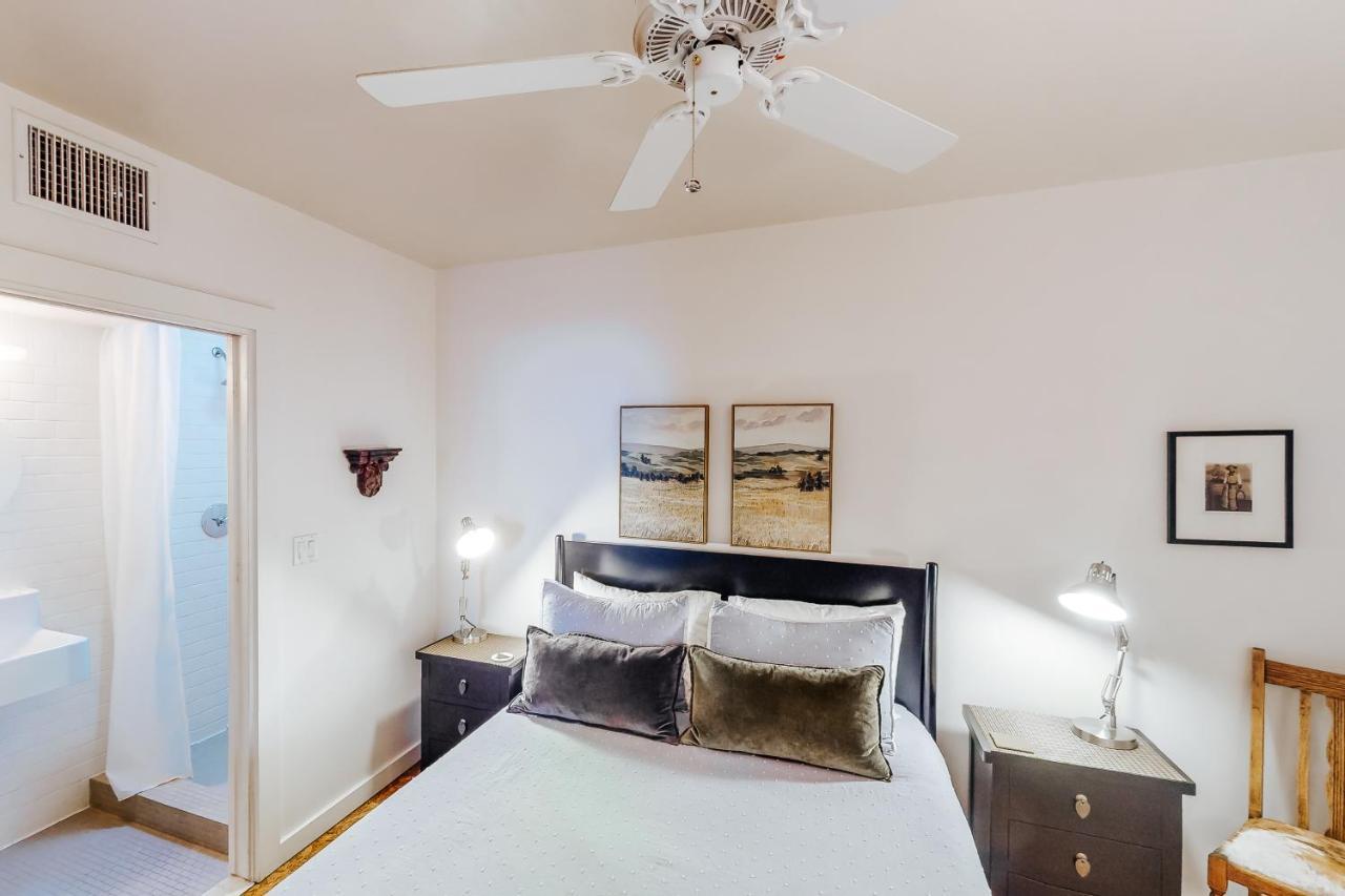 East 6th Historic Loft Austin