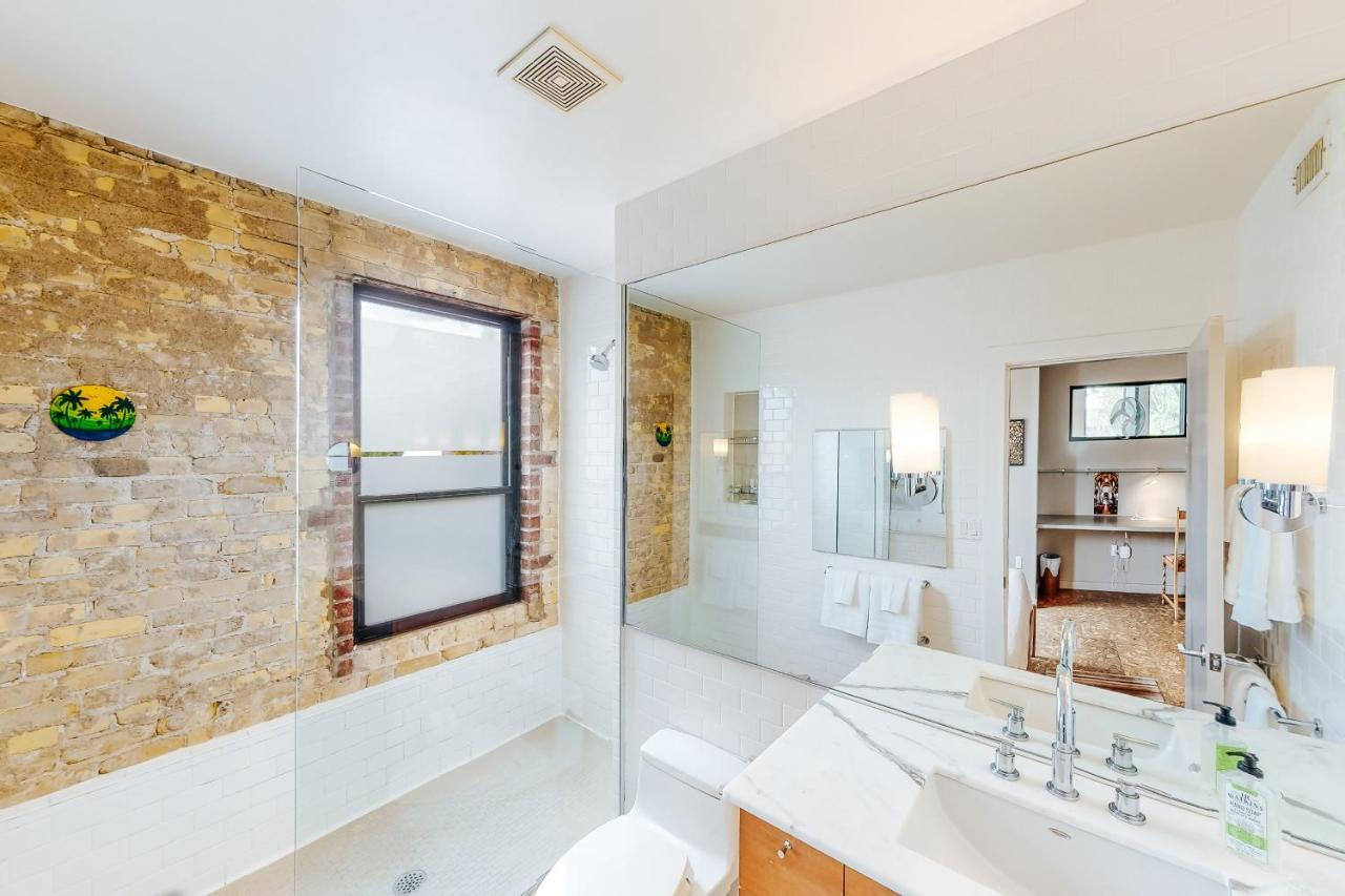 Apartment East 6th Historic Loft Austin