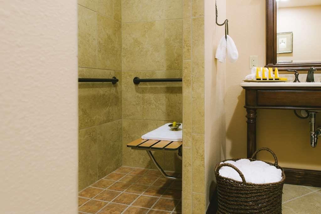 Viata Hotel West Lake Hills