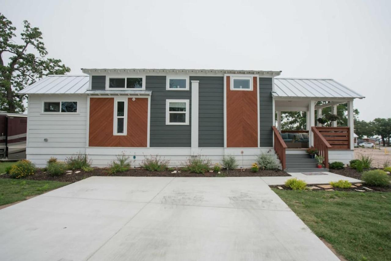 Simply Southern Tiny House Retreat Austin