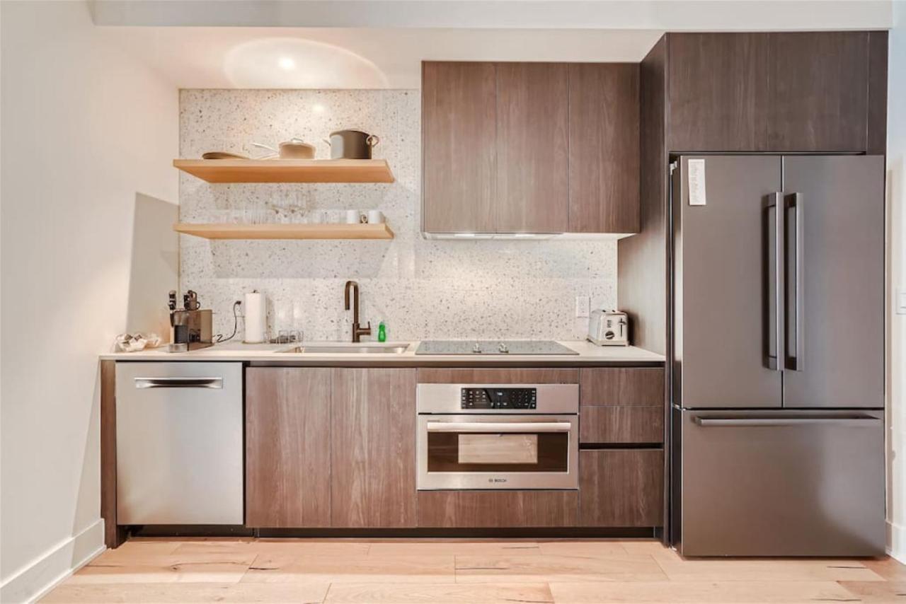 New 1br With Views And Rooftop Pool Near Rainey St Apartment *