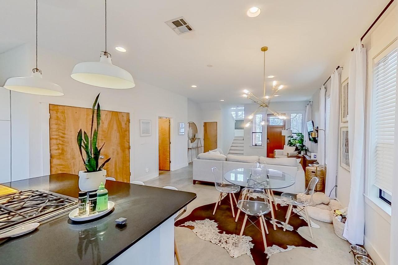 Apartment Charmer *
