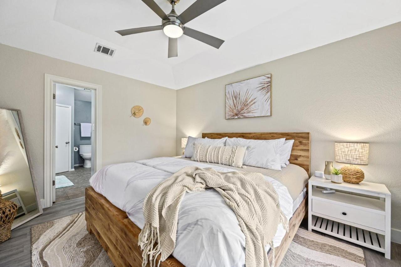 Saloma Place * Austin