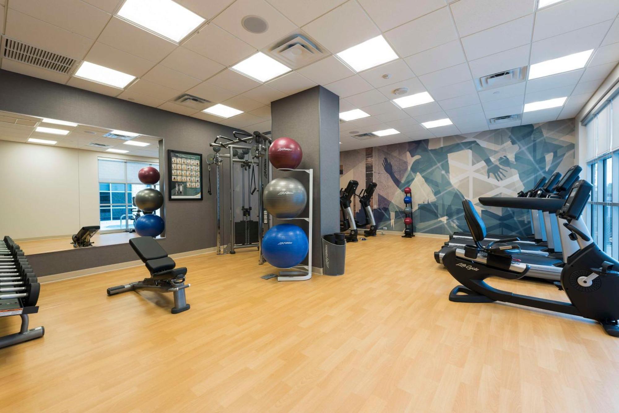 Hyatt House Austin/downtown 4* Austin