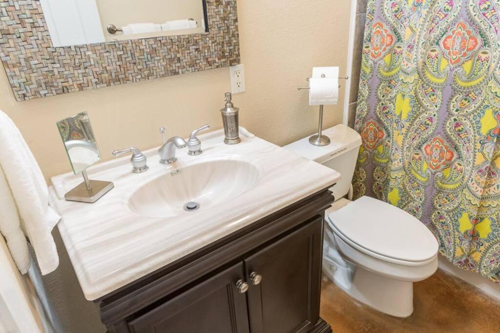 Holiday home Luxury Travis Estate With A Stunning Pool And Spectacular Outdoor Space Austin
