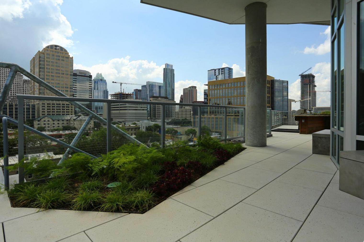 Downtown 2br W Gym Wd Pool Nr 6th St Bars Atx-7 * Austin