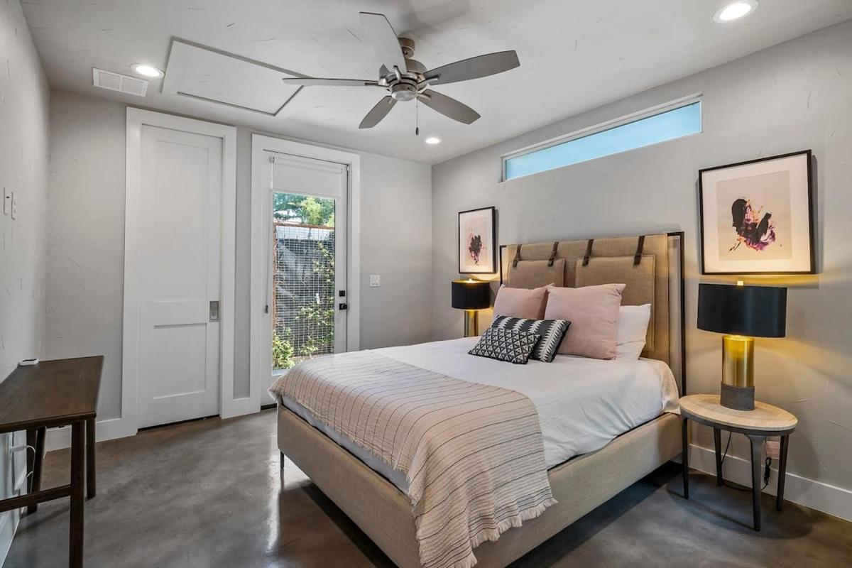Luxury Compound In South Lamar
