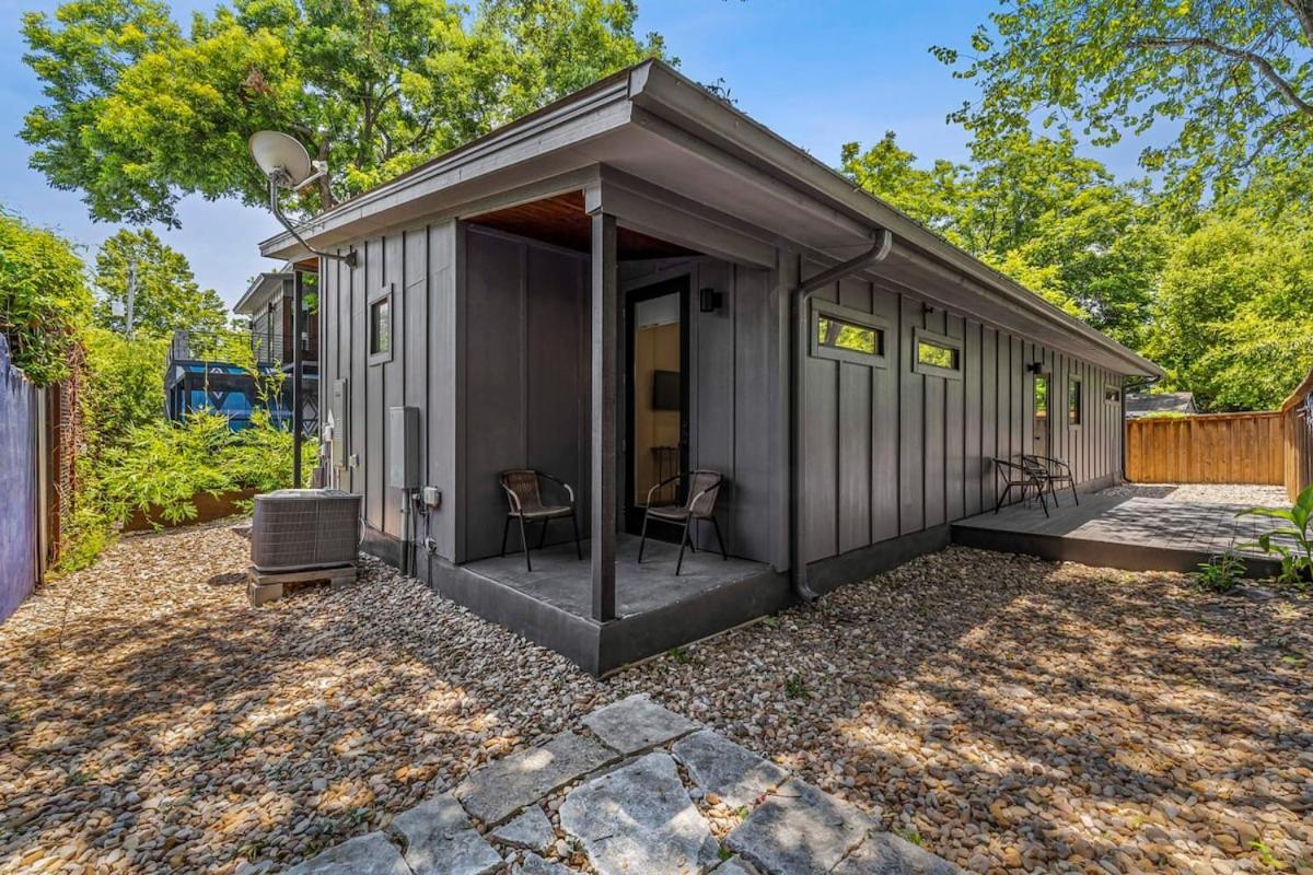Luxury Compound In South Lamar