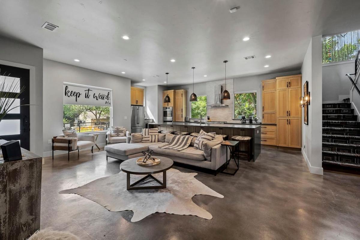 Holiday home Luxury Compound In South Lamar Austin