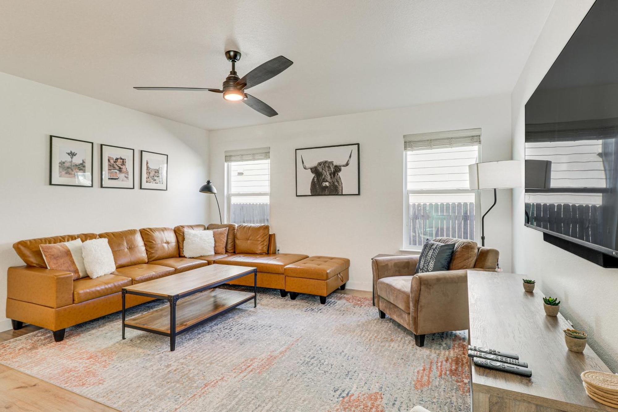 Holiday home Centrally Located With Private Patio! Austin