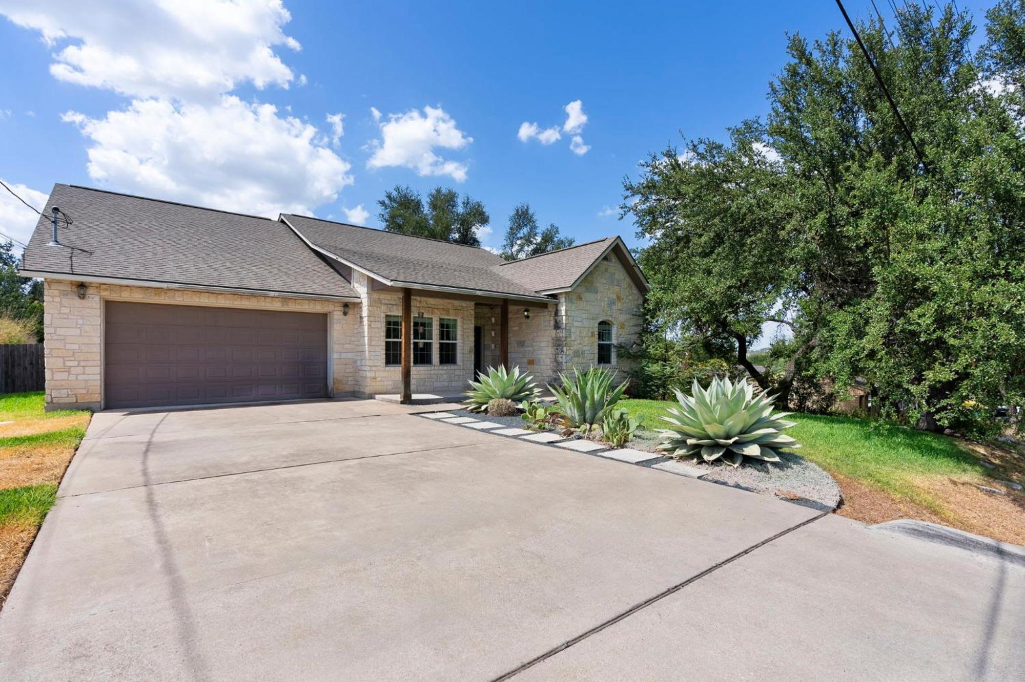 Holiday home Luxury Travis Estate With A Stunning Pool And Spectacular Outdoor Space *