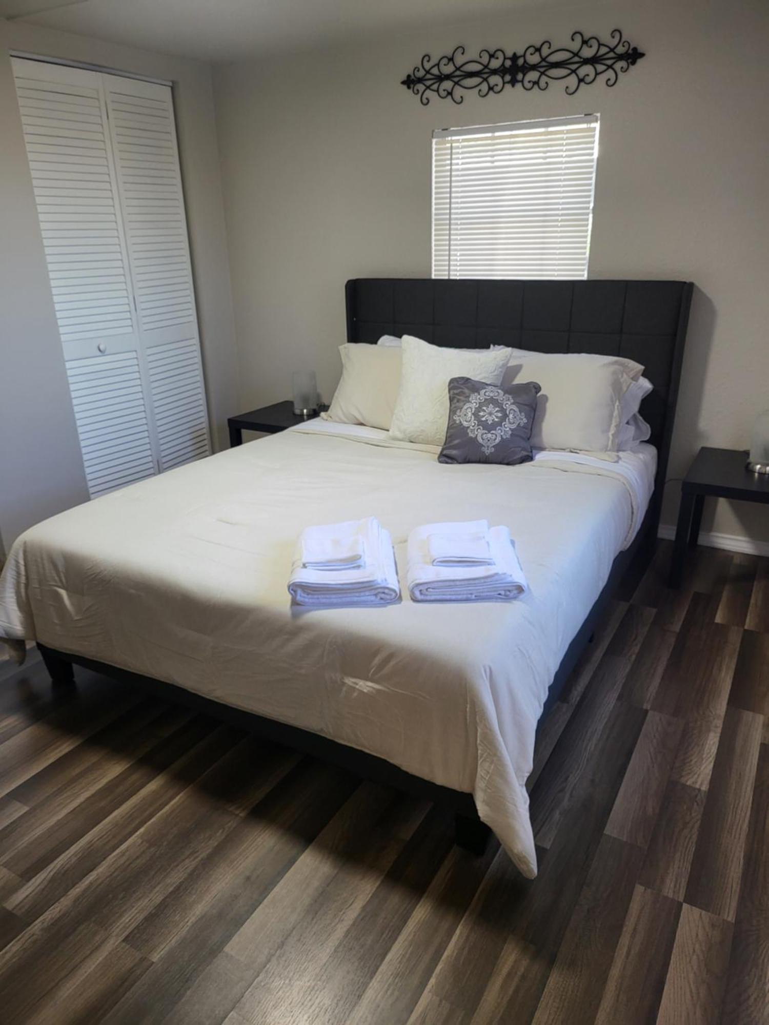 Haven Near Cota Tesla Airport * Austin