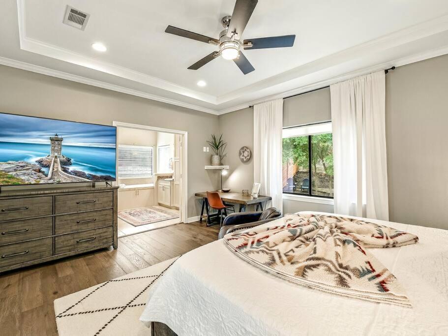 12 Guests - Arcade - Outdoor Dining - Pool - Grill