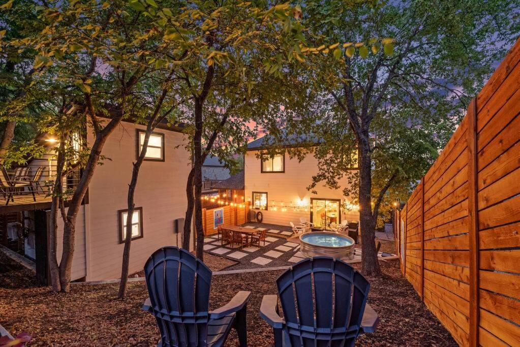2 Homes-16 Guests-pool-arcade-large Backyard-grill Austin