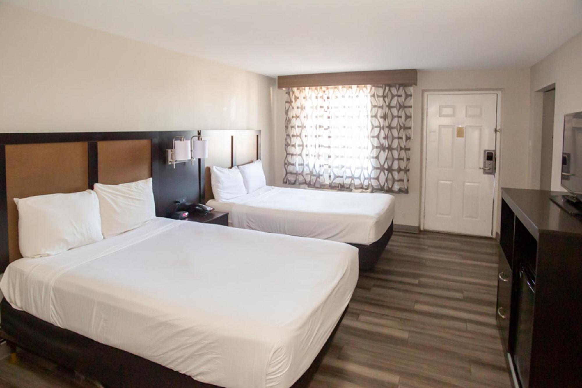 Baymont By Wyndham Area Hotel Austin