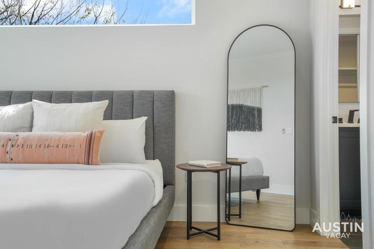 Luxurious Modernism With Private Hot Tub And Garage *