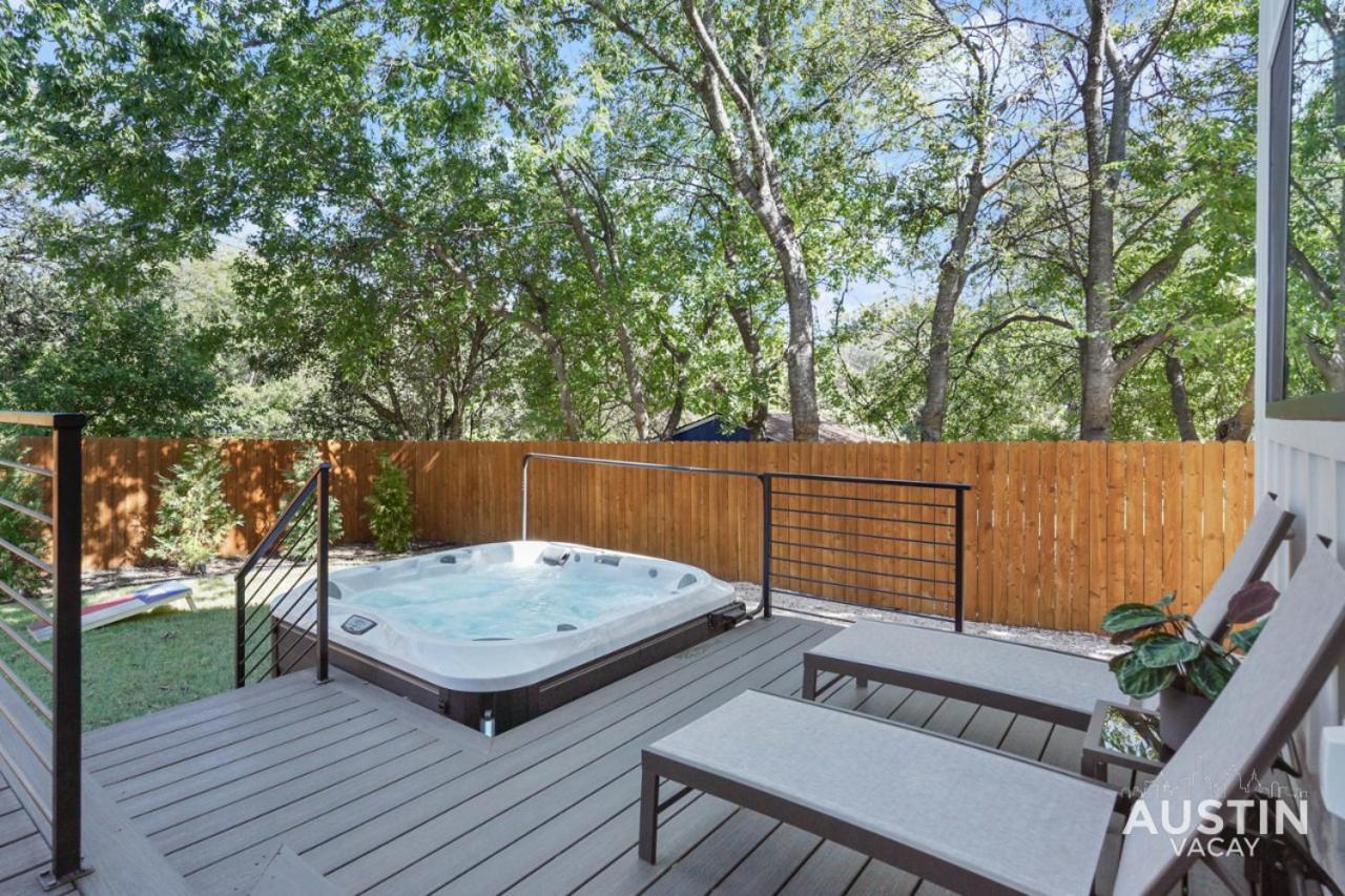 Luxurious Modernism With Private Hot Tub And Garage *