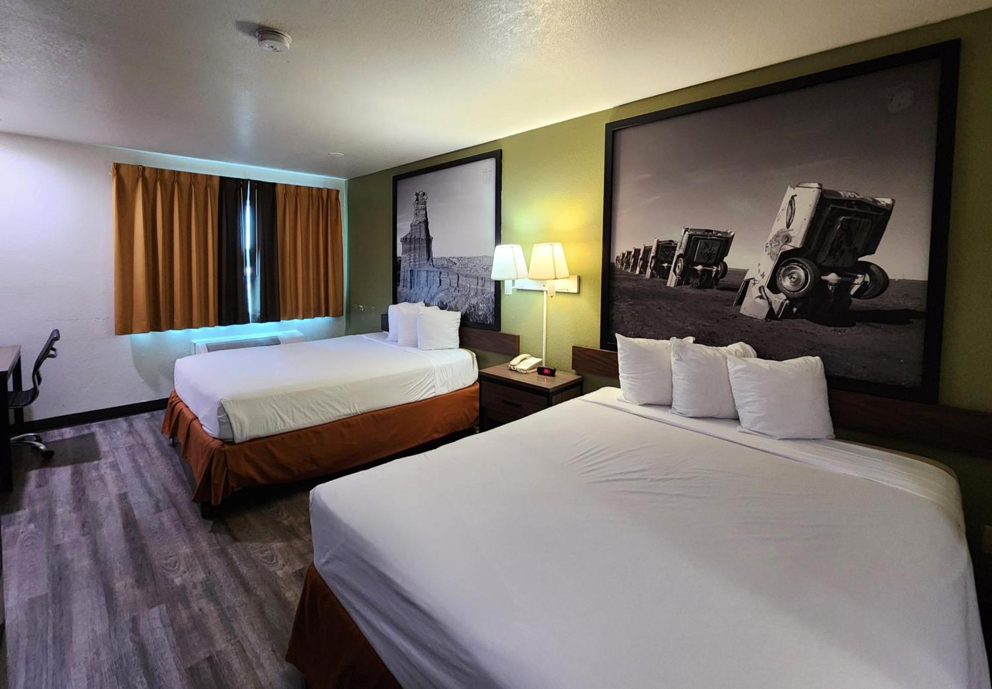 Super 8 By Wyndham North/university Area Austin
