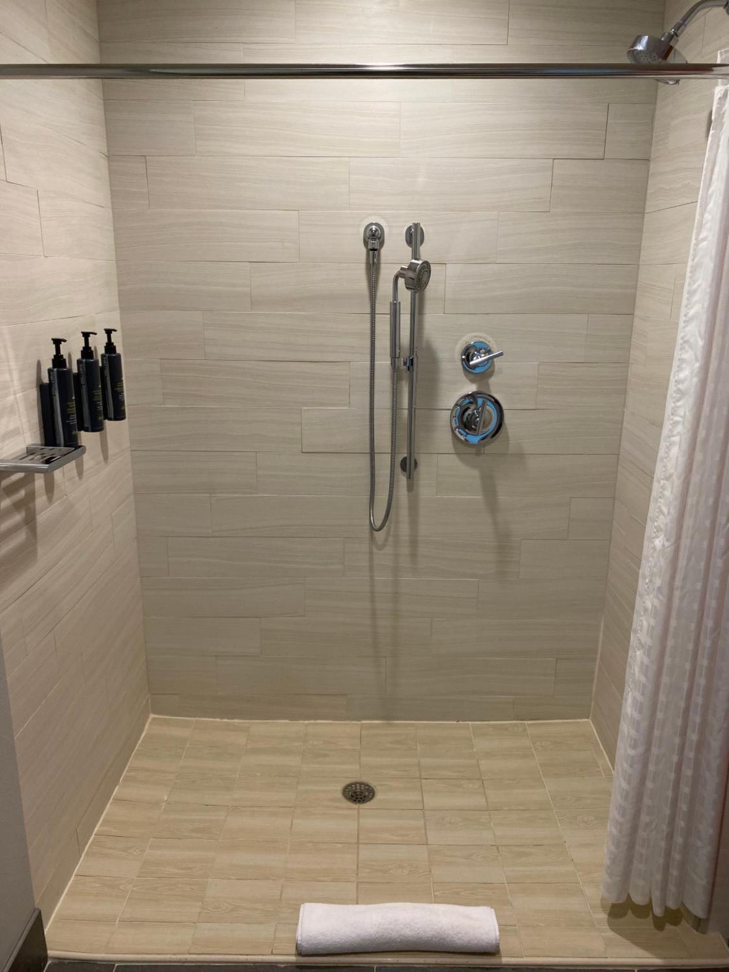 Aloft Northwest Hotel 3*