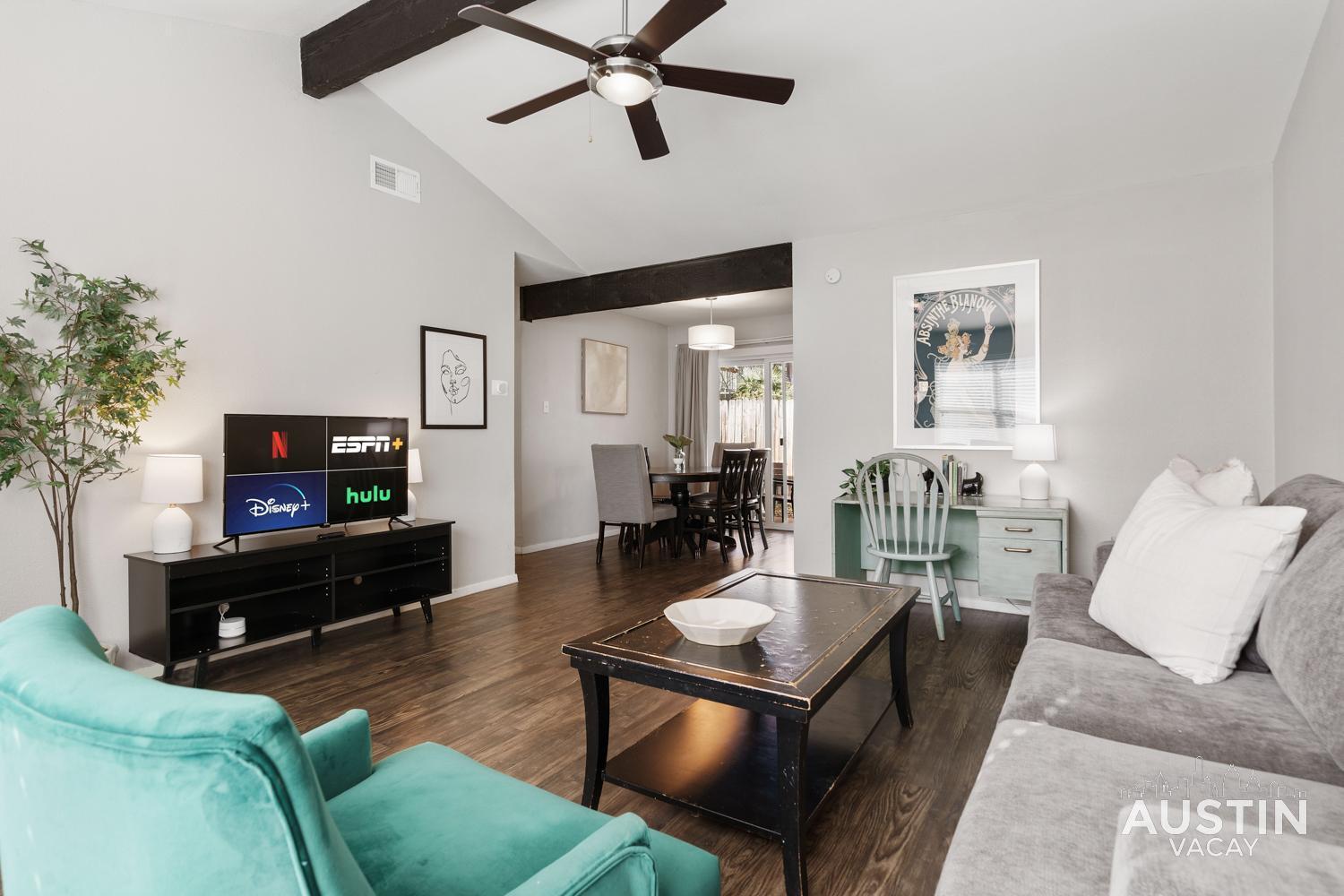 Walk To Barton Springs Spacious Backyard Apartment Austin