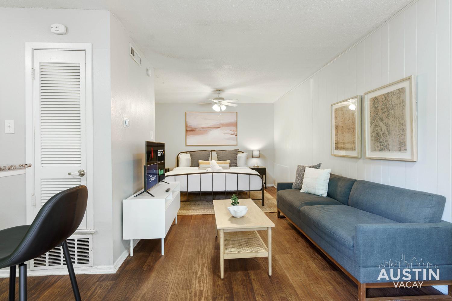 1st Floor Hyde Park Bathtub And Free Parking *