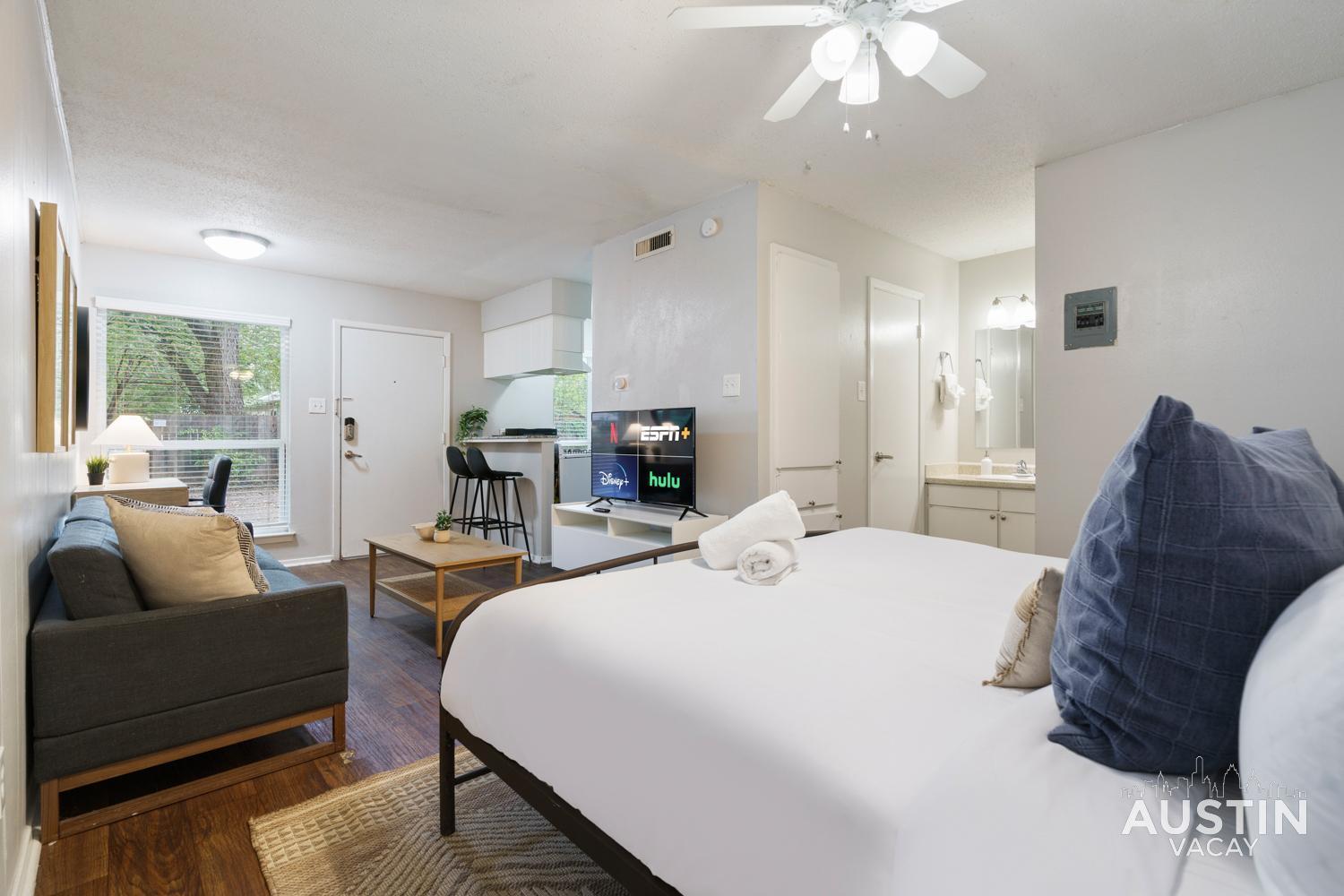 1st Floor Hyde Park Bathtub And Free Parking Austin